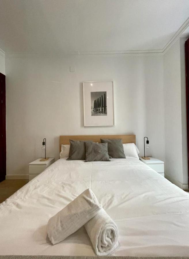 Beautiful Loft 3pax En Huertas/cortes Appartamento